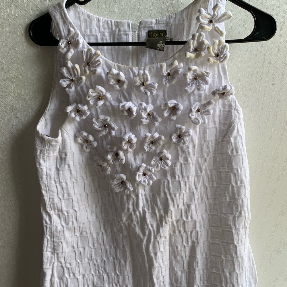 Dress - Picture 3 of 6